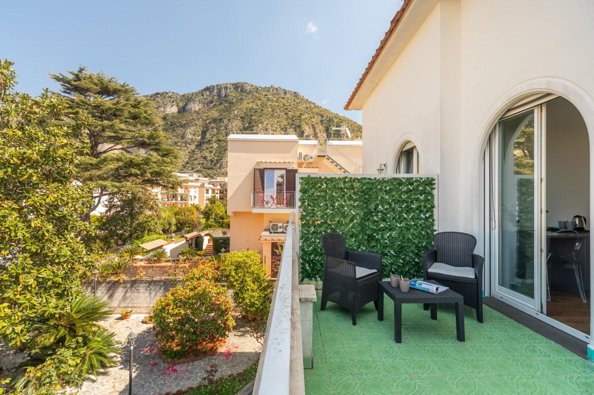 Yourhome - Villa Sorrento Мета Екстер'єр фото