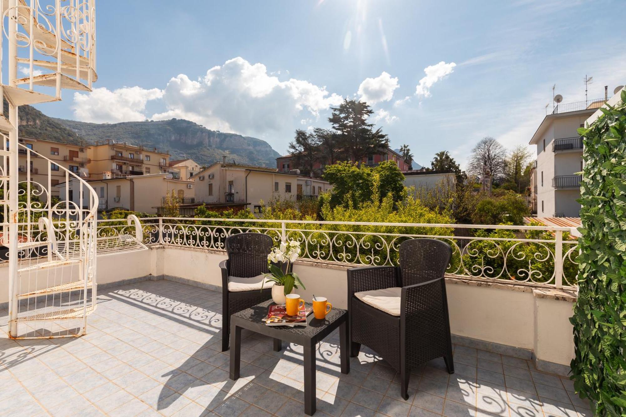 Yourhome - Villa Sorrento Мета Екстер'єр фото